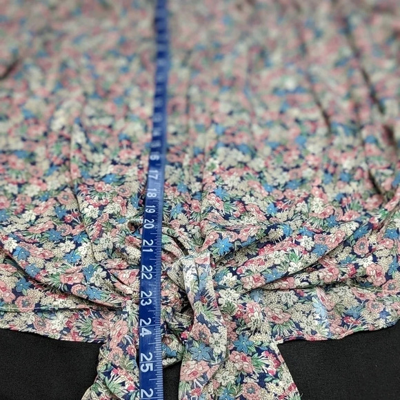 Drop shoulders elastic, cutout sleeve design, tie front floral blouse, L, sexy - Picture 3 of 6